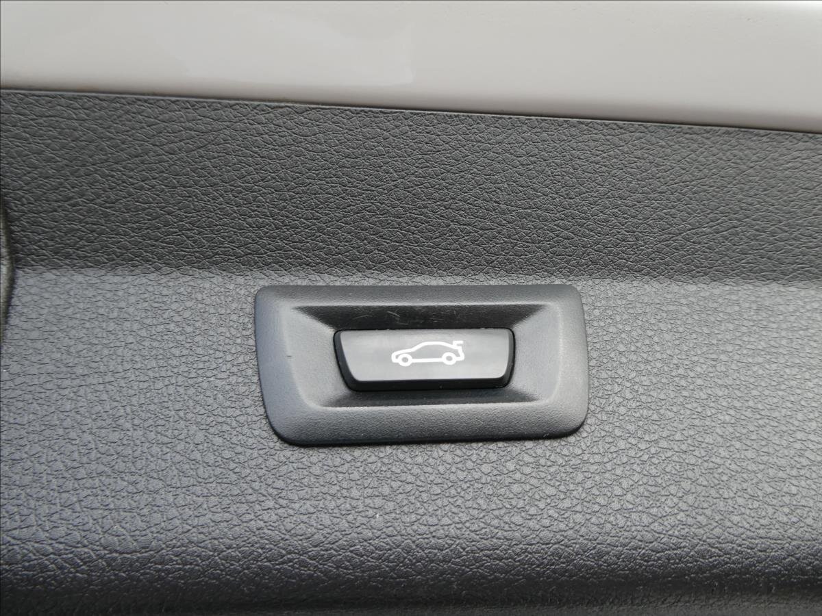 BMW Řada 2 Kombi 2,0 l 110 kw