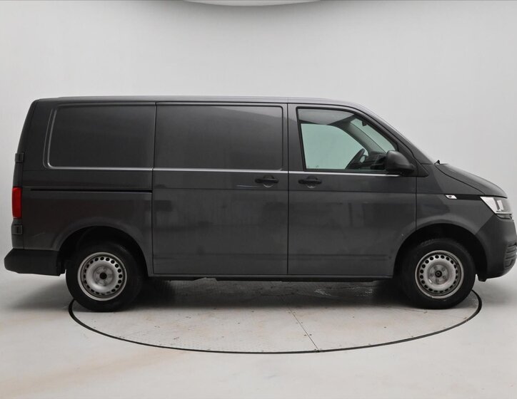 Volkswagen Transporter Skříň 2,0 l 110 kw