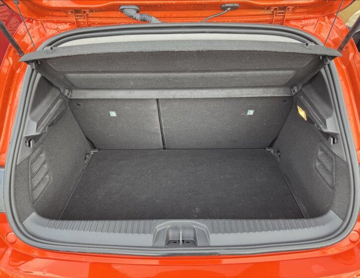 Renault Clio Hatchback 999,0 67 kw