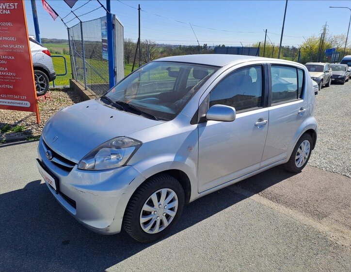 Subaru Justy Hatchback 998,0 51 kw