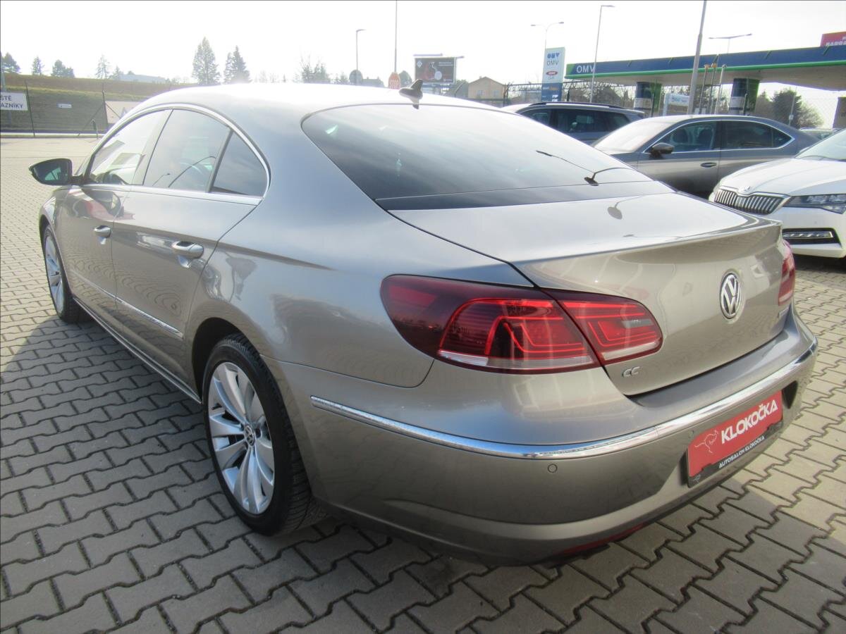 Volkswagen CC Sedan 2,0 l 103 kw