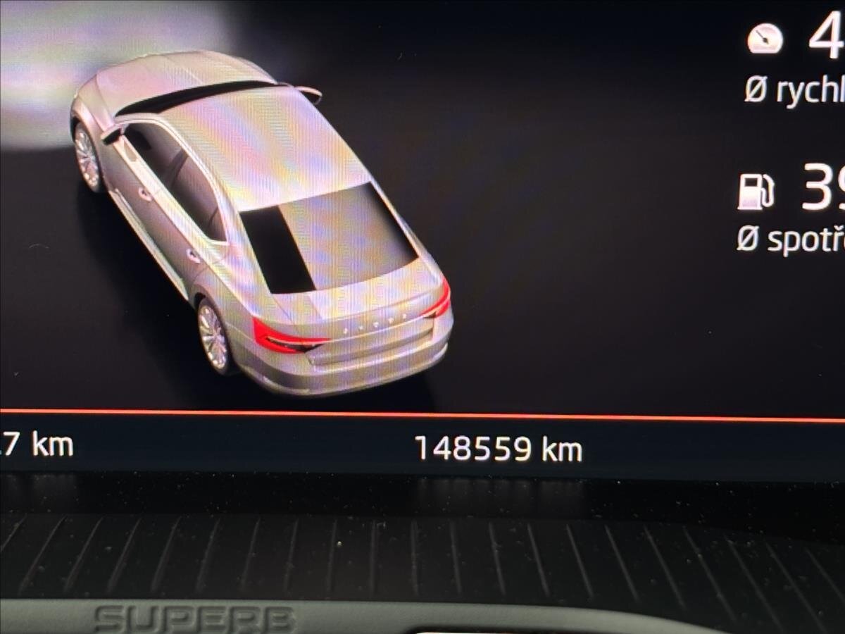 Škoda Superb Sedan / Limuzína 2,0 l 147 kw