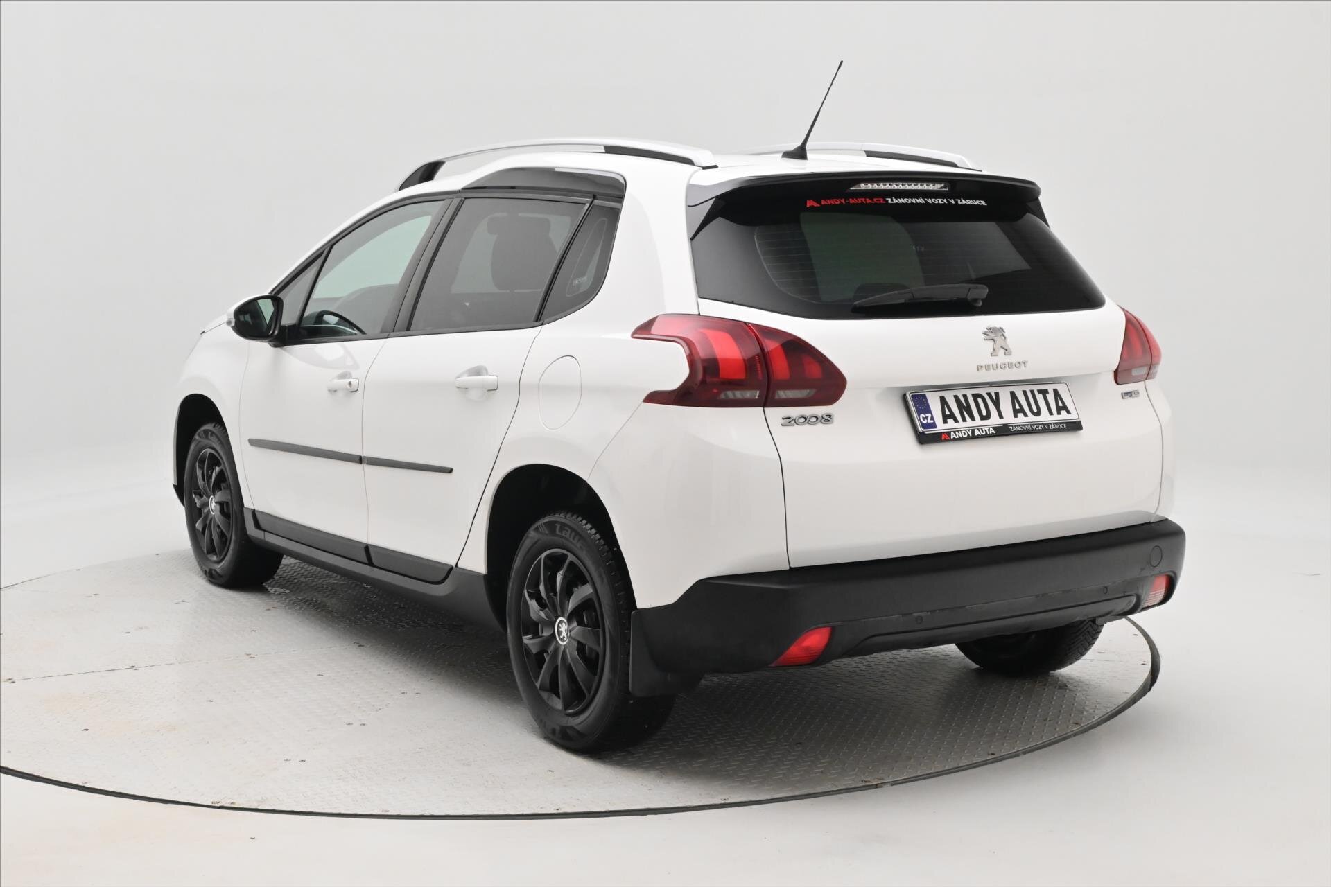 Peugeot 2008 SUV 2,0 l 60 kw