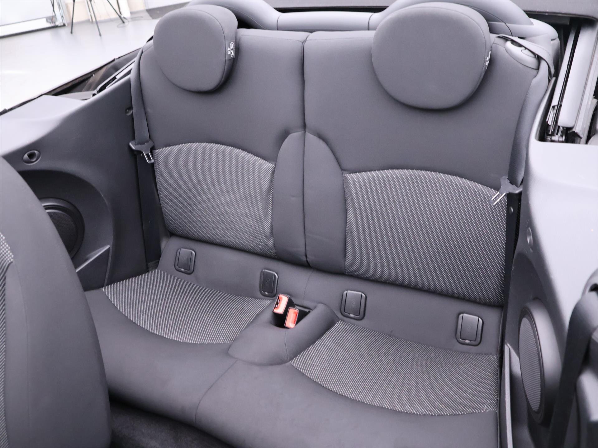 Mini One Kabriolet 1,6 l 72 kw