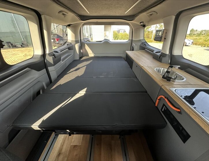 Ford Tourneo Custom 23