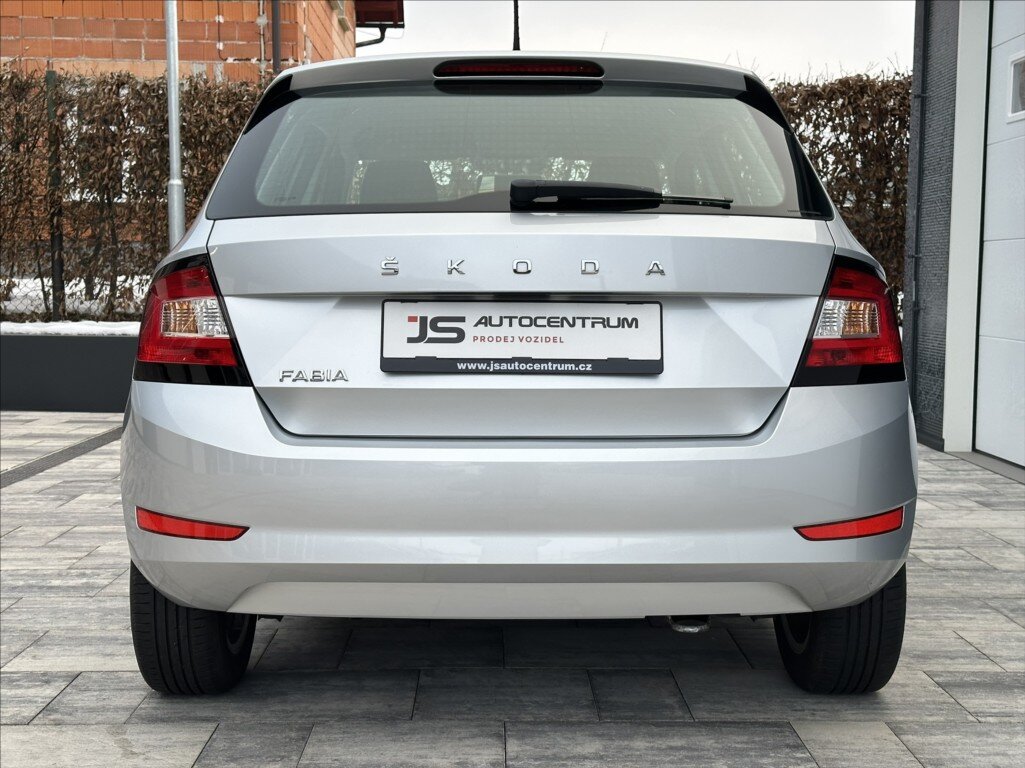 Škoda Fabia Hatchback 999,0 70 kw