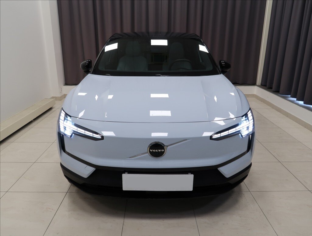 Volvo EX30 SUV 0,0 200 kw