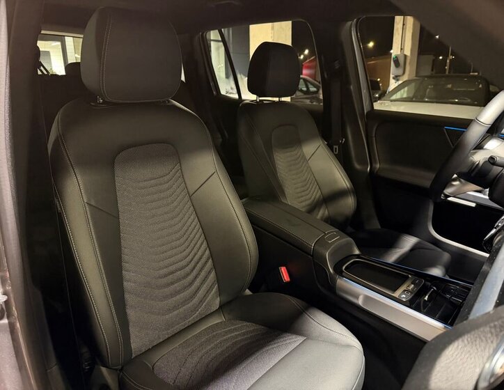 Mercedes-Benz EQB 20