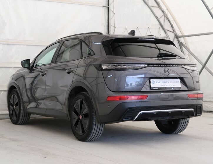 DS Automobiles DS7 Crossback 8