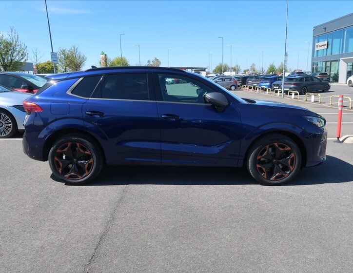 Cupra Terramar SUV / Terénní 2,0 l 195 kw