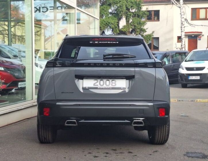 Peugeot 2008 6