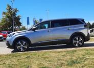 Peugeot 5008 4