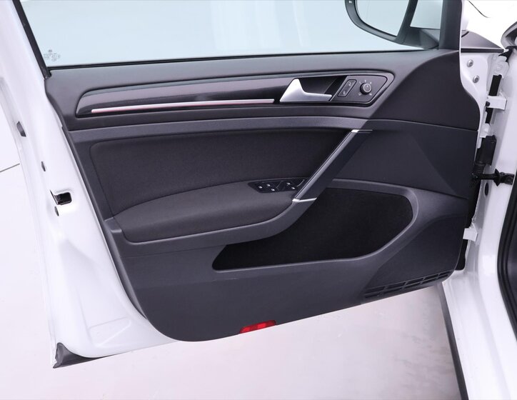 Volkswagen Golf Hatchback 2,0 l 169 kw