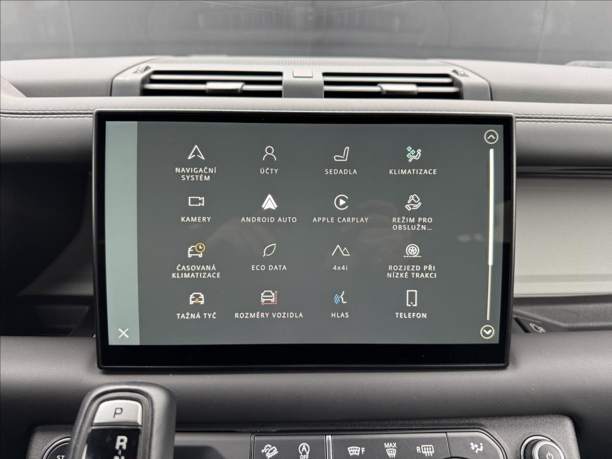 Land Rover Defender Ostatní 3,0 l 221 kw