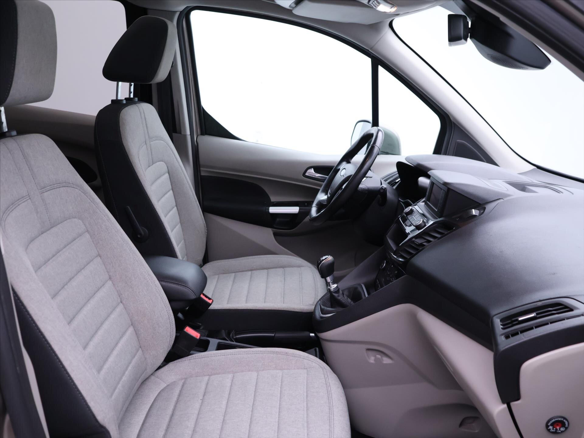 Ford Tourneo Connect Kombi 1,5 l 88 kw