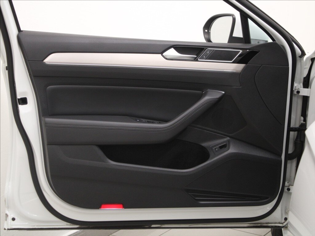 Volkswagen Passat Kombi 2,0 l 110 kw