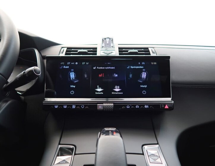 DS Automobiles DS7 Crossback 27