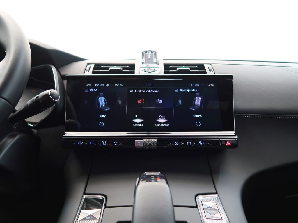 DS Automobiles DS7 Crossback