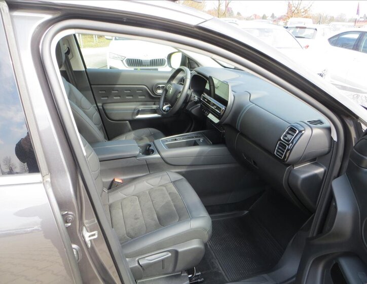 Citroën C5 Aircross SUV / Terénní 1,5 l 96 kw