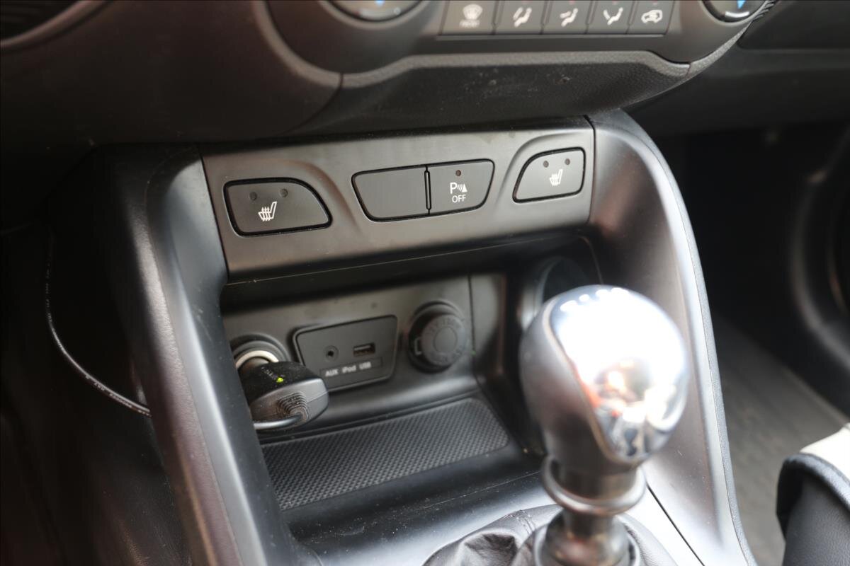 Hyundai ix35 SUV / Terénní 1,7 l 85 kw
