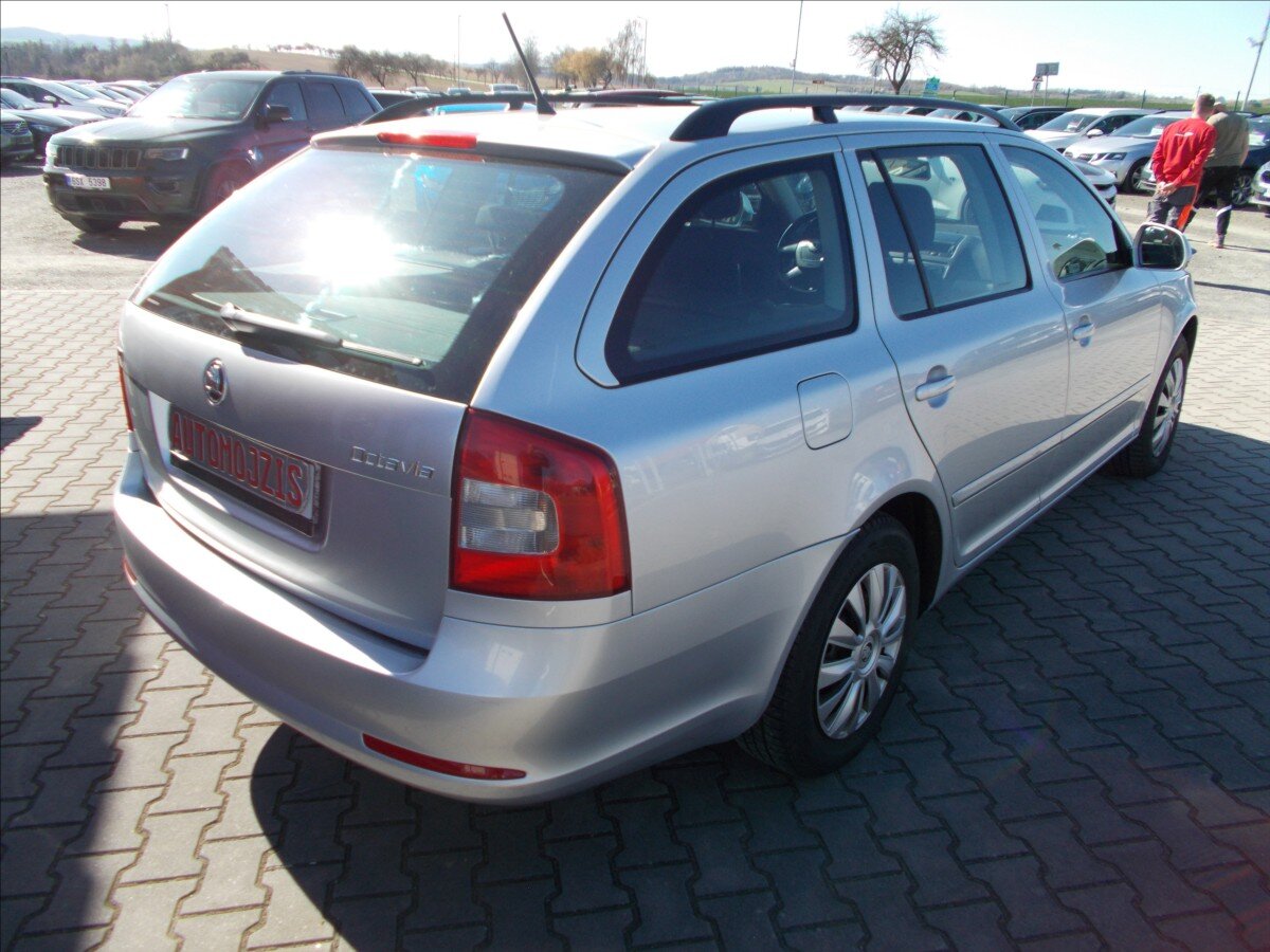 Škoda Octavia Kombi 1,6 l 77 kw