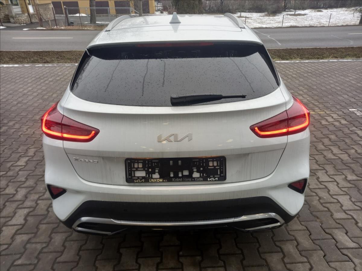 KIA XCeed CUV 1,6 l 110 kw