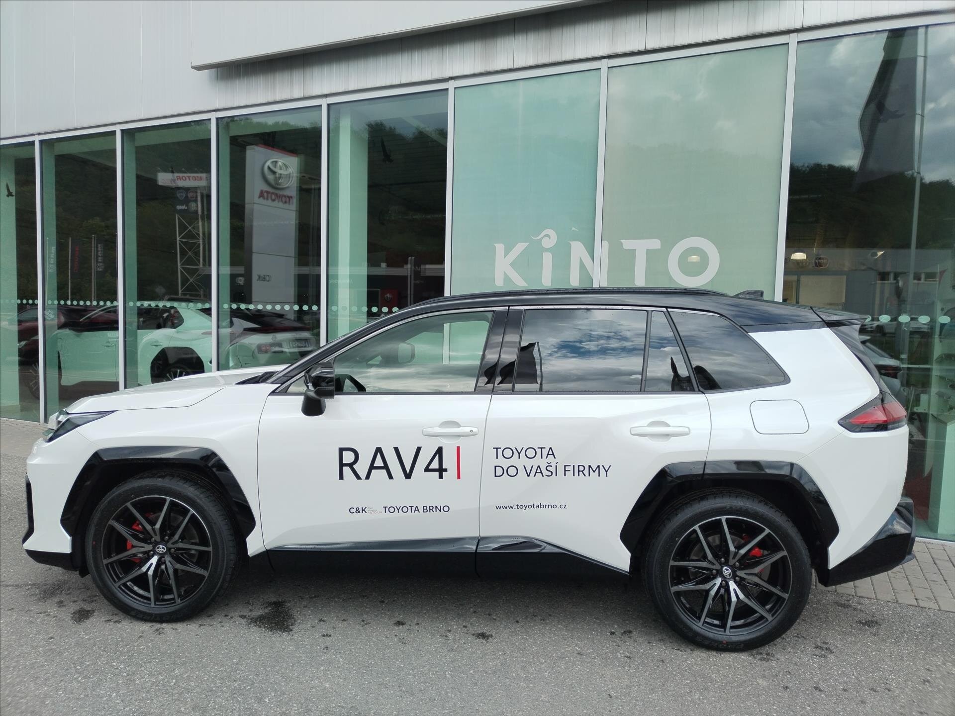 Toyota RAV4 SUV / Terénní 0,0 143 kw