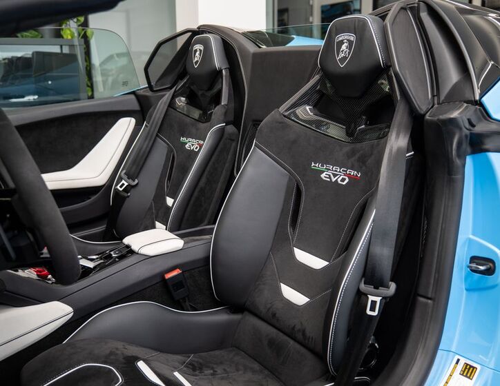 Lamborghini Huracán 8