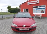 Peugeot 106 Hatchback 954,0 33 kw