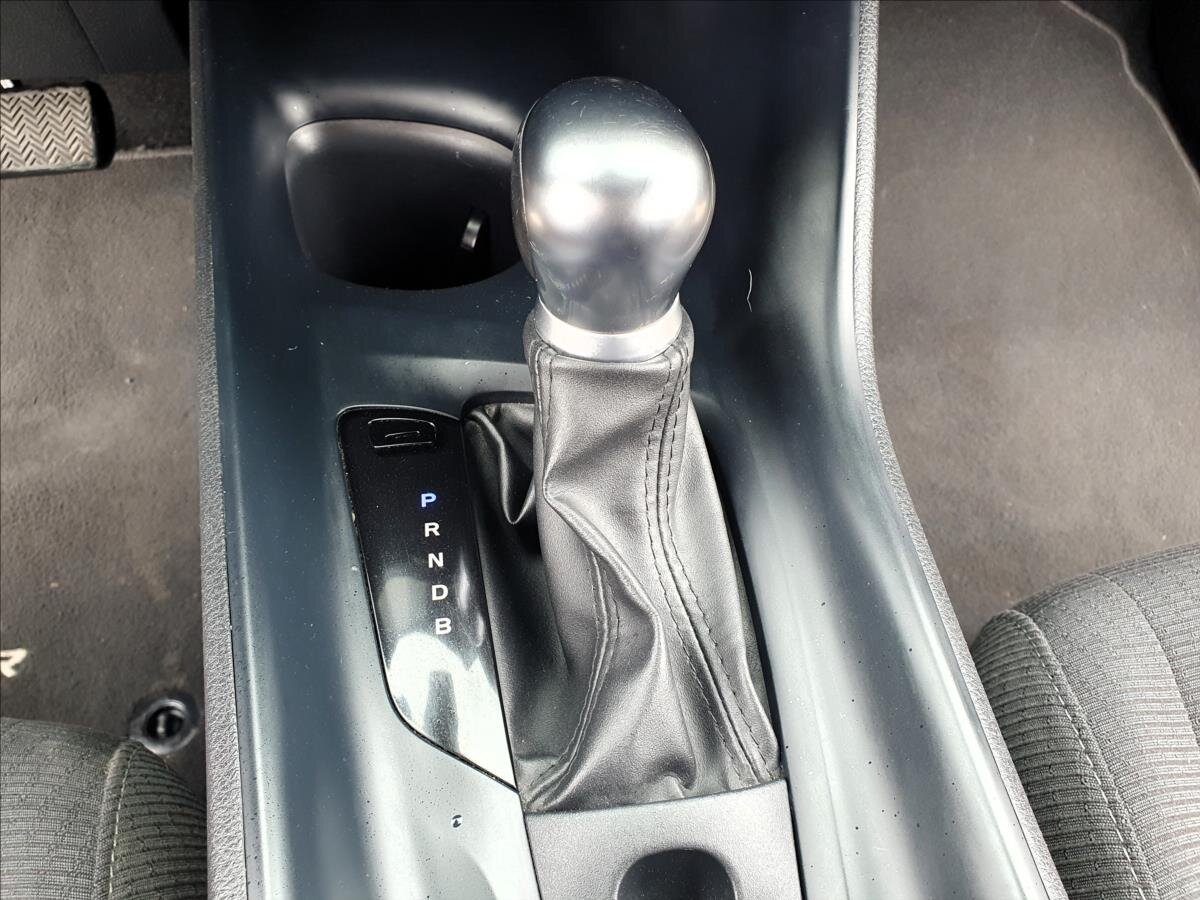 Toyota C-HR Hatchback 1,8 l 72 kw