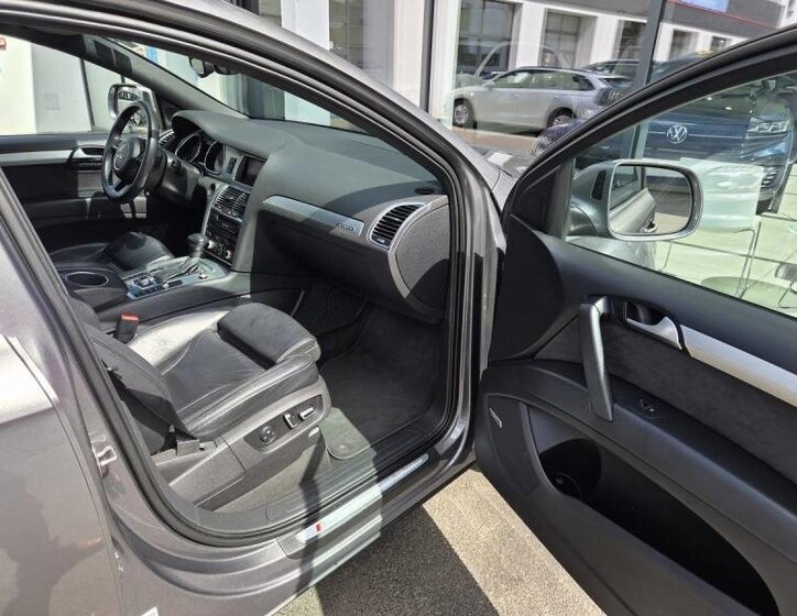 Audi Q7 SUV 4,1 l 250 kw