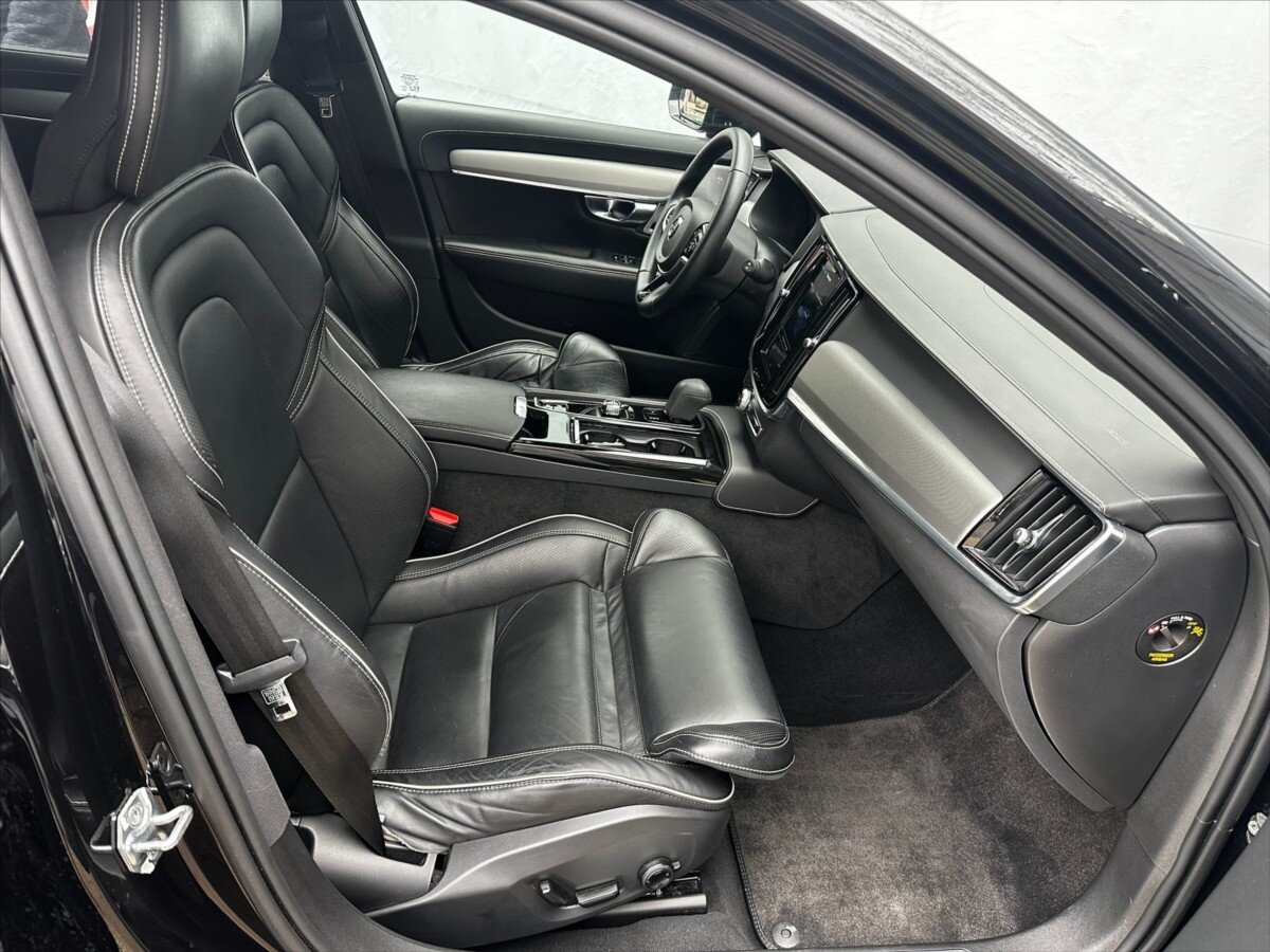 Volvo V90 Kombi 2,0 l 186 kw