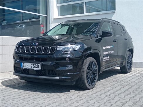Jeep Compass SUV / Terénní 1,3 l 132 kw