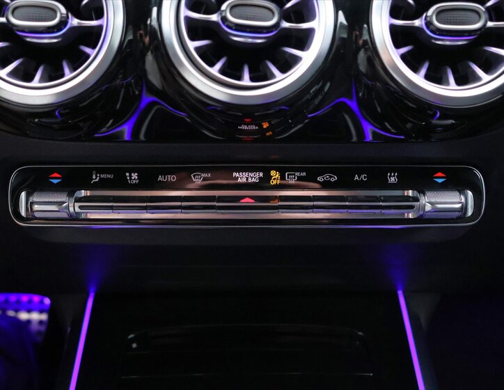 Mercedes-Benz EQA 34