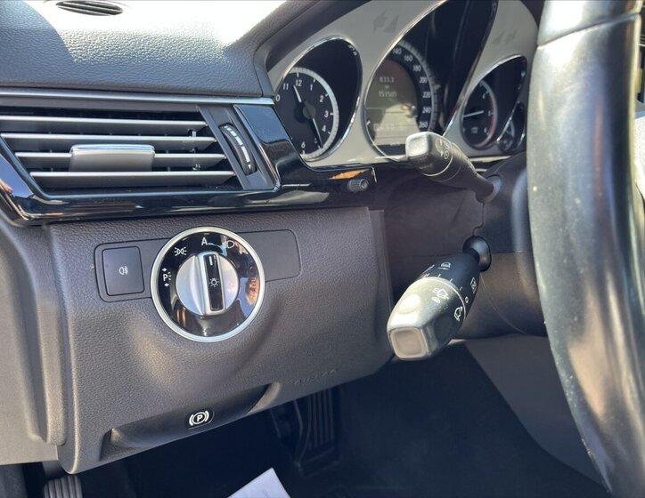 Mercedes-Benz Třídy E Sedan / Limuzína 2,1 l 100 kw