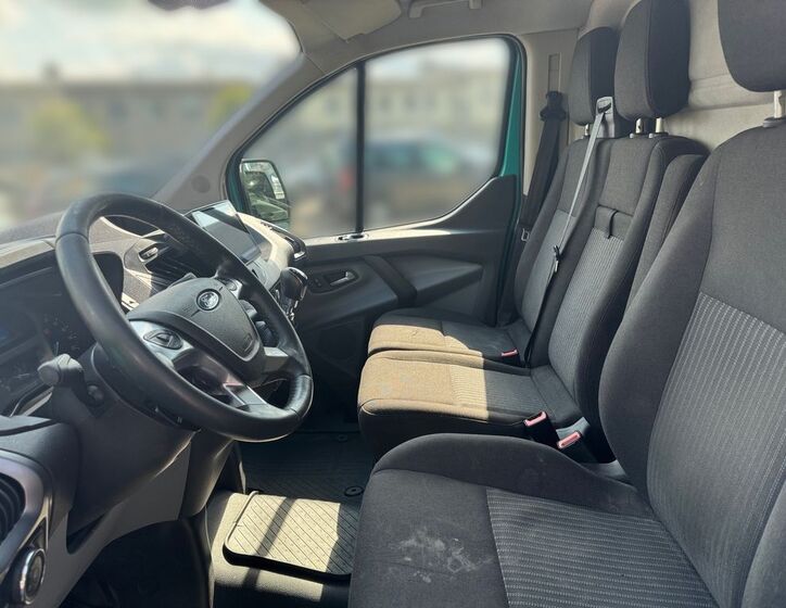 Ford Transit Custom 7