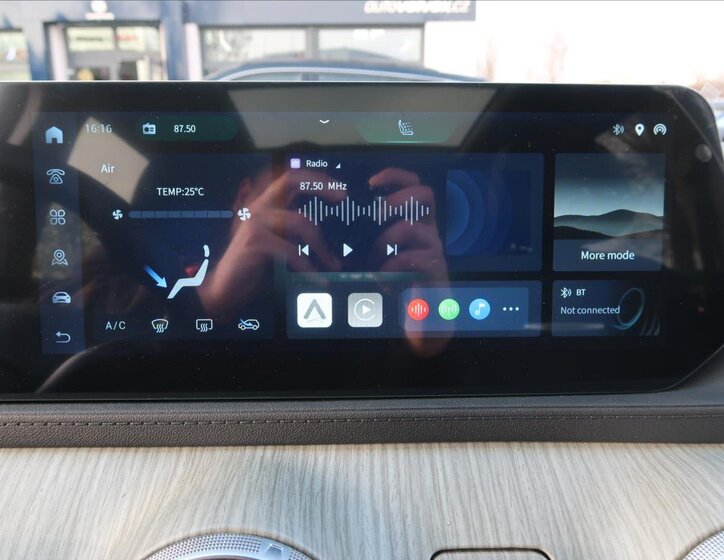 Dongfeng U-Tour MPV 1,5 l 130 kw