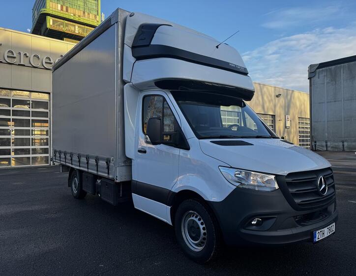 Mercedes-Benz Sprinter 7