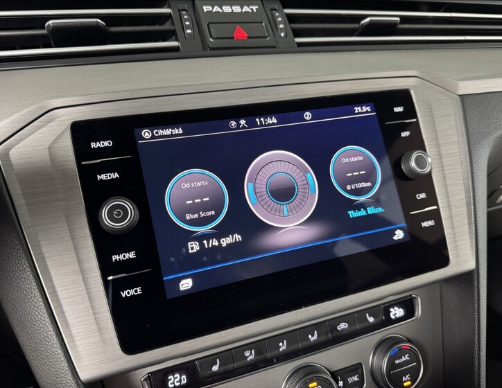 Volkswagen Passat 24