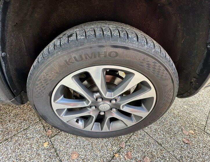 Jeep Grand Cherokee 37