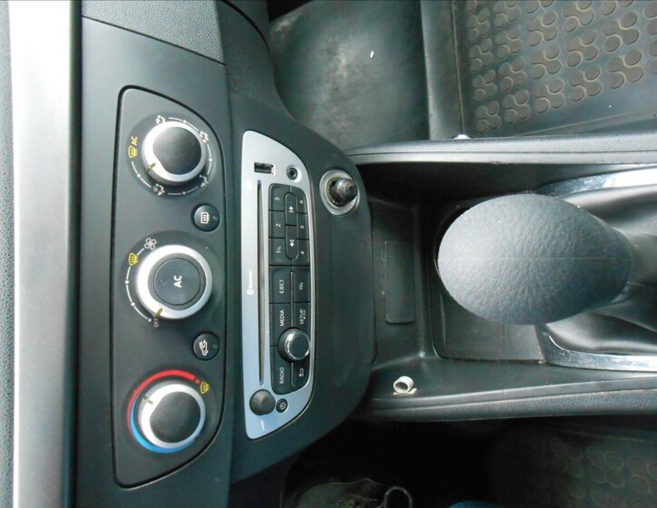 Renault Fluence Sedan / Limuzína 1,6 l 82 kw
