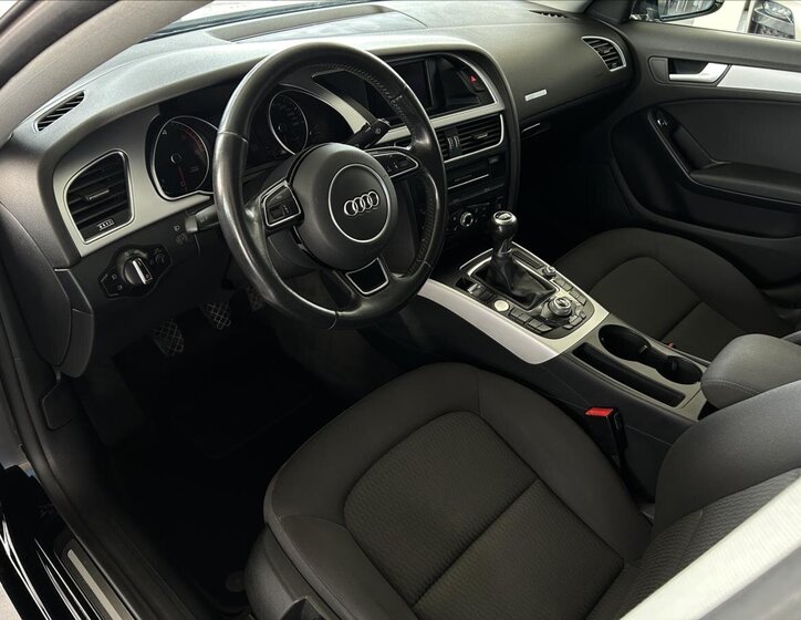 Audi A5 Sedan / Limuzína 2,0 l 140 kw