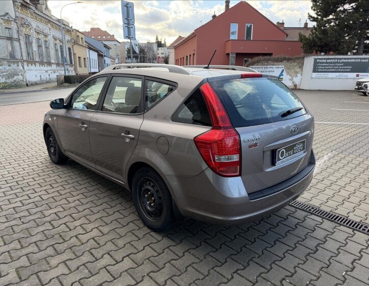 KIA Ceed Kombi 1,4 l 77 kw