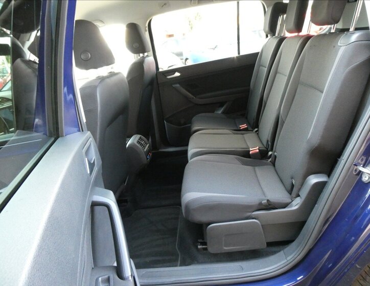 Volkswagen Touran MPV 1,2 l 81 kw
