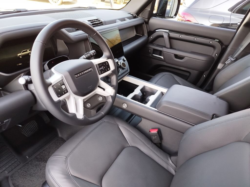 Land Rover Defender SUV / Terénní 3,0 l 258 kw