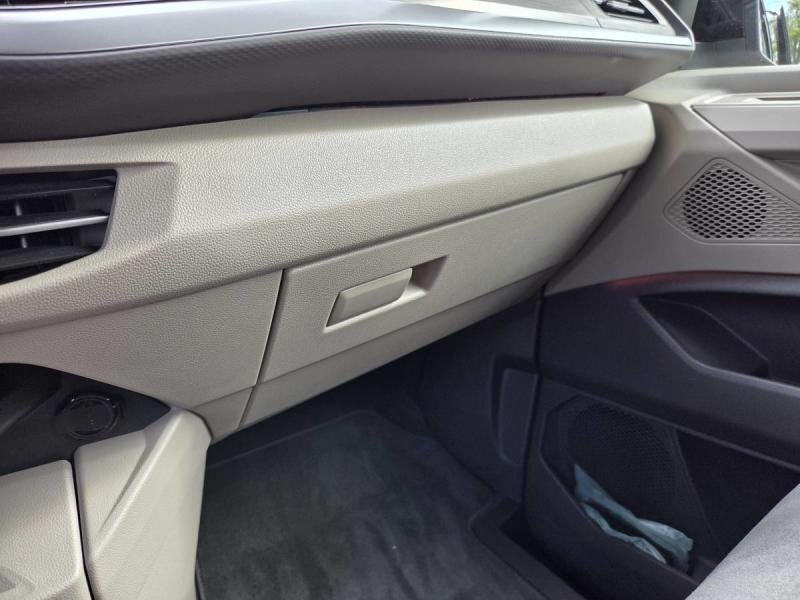 Volkswagen California VAN-Minibus 2,0 l 110 kw