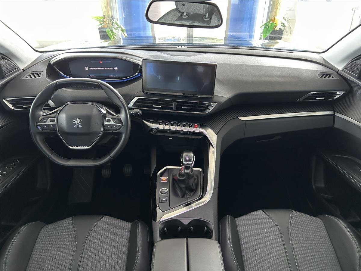 Peugeot 3008 SUV / Terénní 1,5 l 96 kw