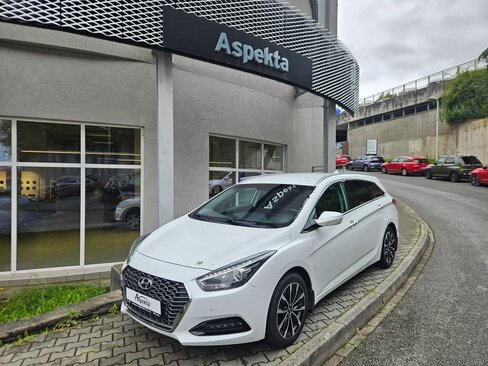 Hyundai i40 Kombi 1,6 l 100 kw