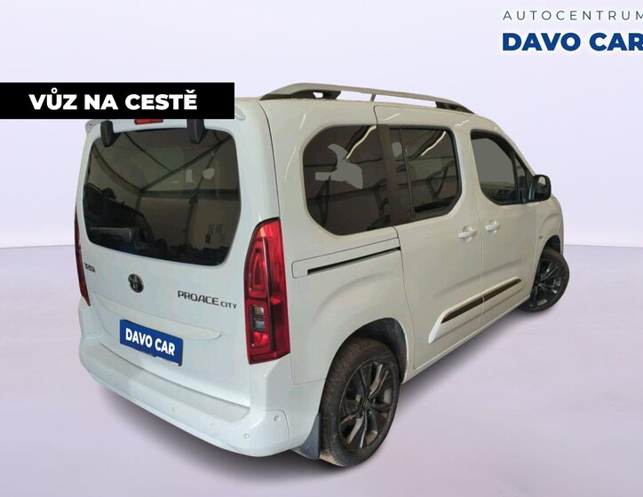 Toyota ProAce City Verso MPV 1,5 l 96 kw