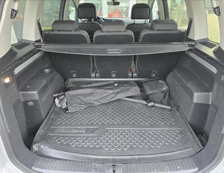 Volkswagen Touran 24
